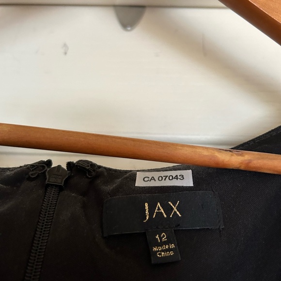 Jax size 12 Knee length embroidered dress - Picture 2 of 4